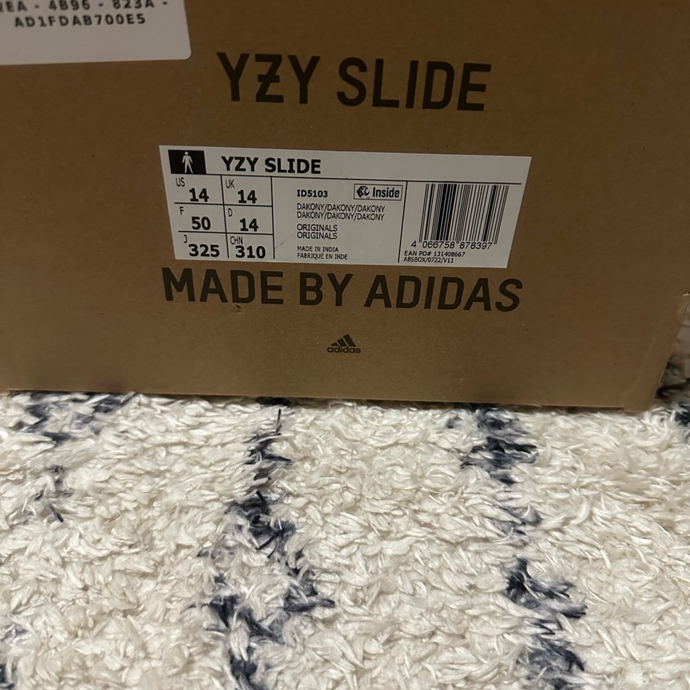 Adidas YZY Slide in Dark Gray